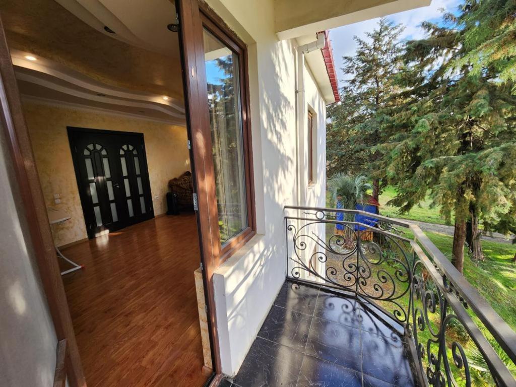 Villa In チャクビ エクステリア 写真